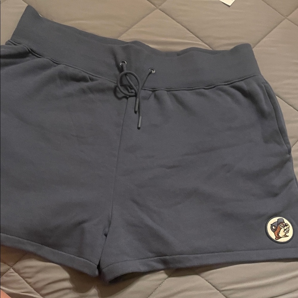 NWT Buc-ees Fall 2025 Collection Gray Blue Athletic Shorts with BuceesLogo Patch